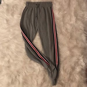 Women’s joggers